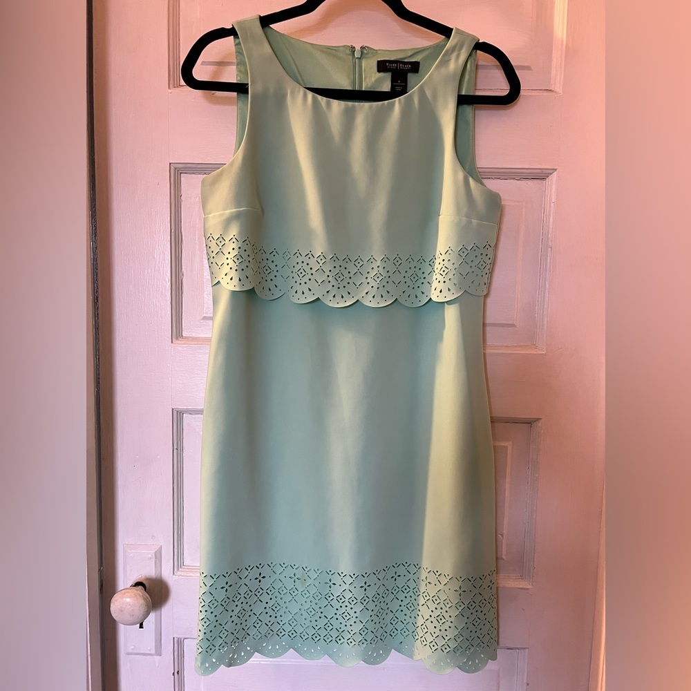 White House Black Market Mint Green Sleeveless Scalloped Dress